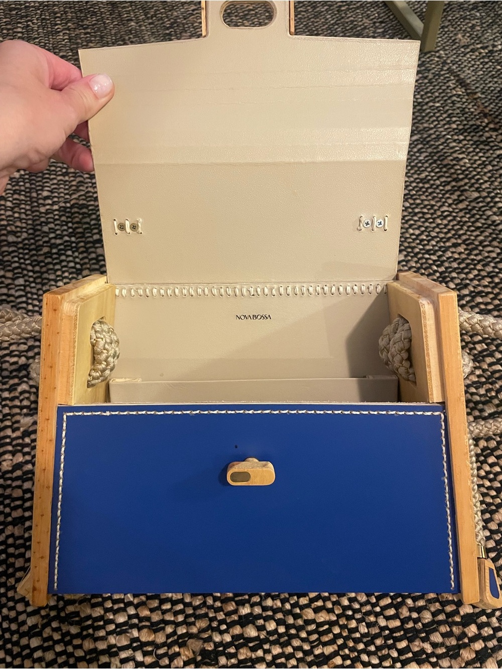 Nova Bossa wooden Two-Tone Blue and Tan Women’s Handbag - Picture 2 of 4